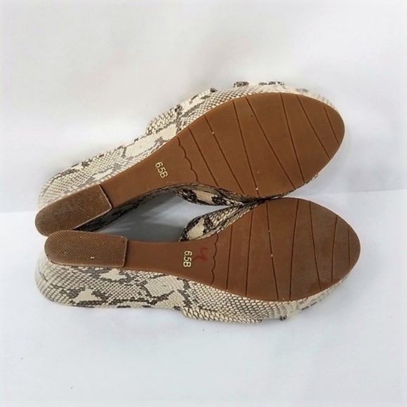 J Litvack Snake Skin Open Toe Wedge Sandals - Picture 5 of 6